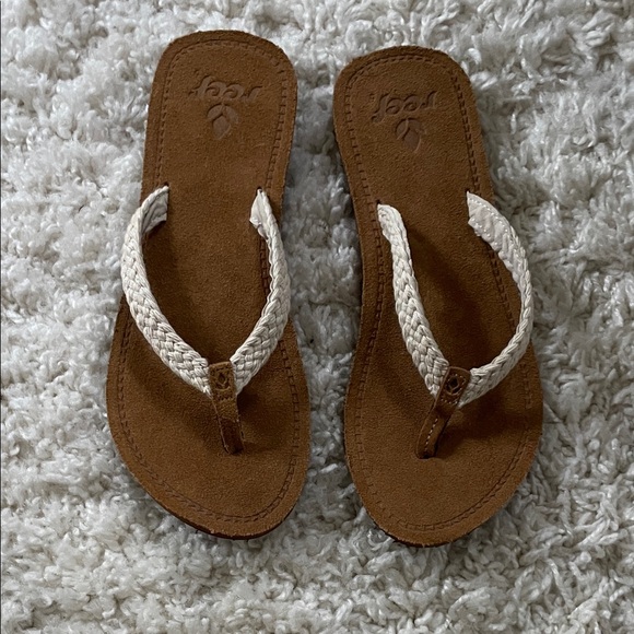 Reef Women's Tan and Cream Sandals - Picture 1 of 6